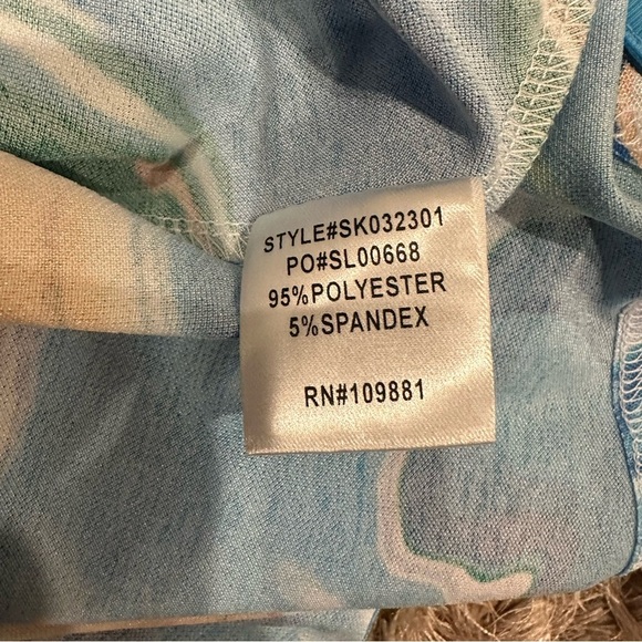 New! SUNNY LEIGH Women’s Blouse Top Shirt size Large NWT Blue Button Up - Picture 7 of 8